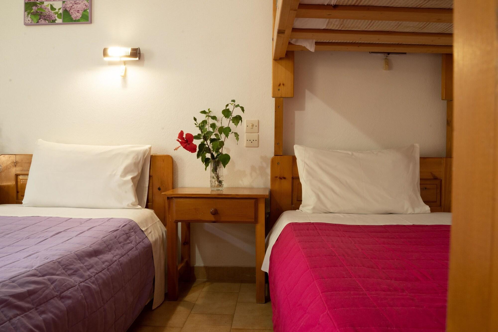Dimitris Hotel 3*