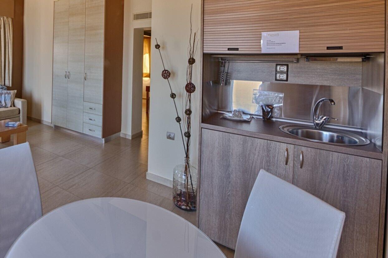 Hotel Petani Bay - Adults Only Vovikes