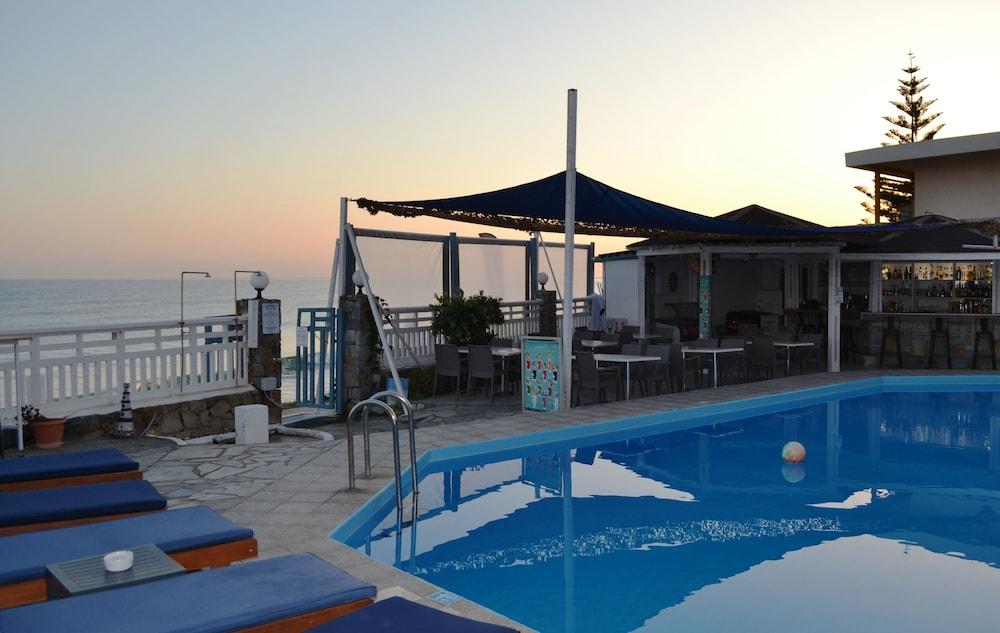 Sunset Hotel Kokkini Hani