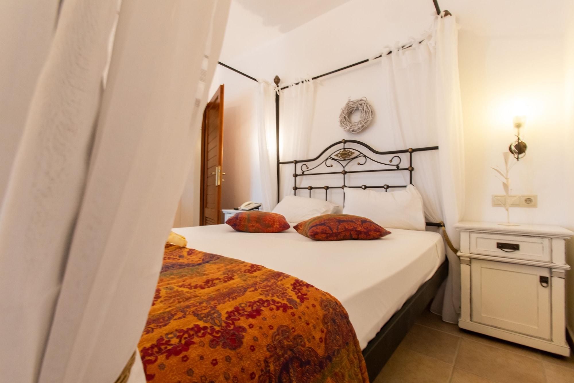 Plaza Hotel 3*