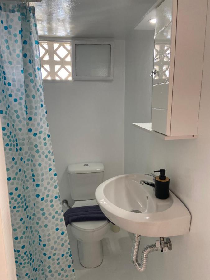 Elenitas Town House With Balcony And Sea View Apartment *