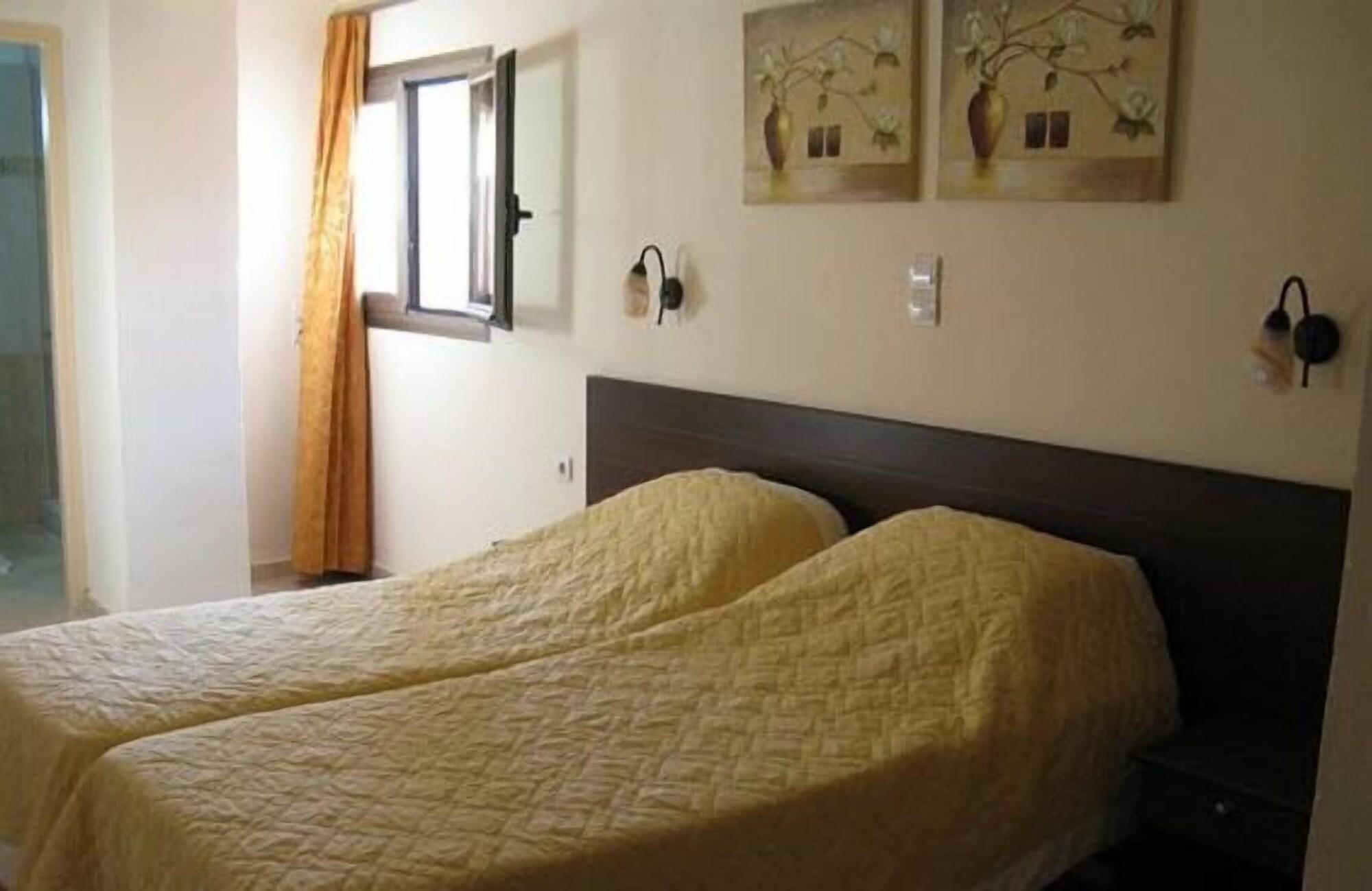 Blue Sky Aparthotel Rethymno (Crete)
