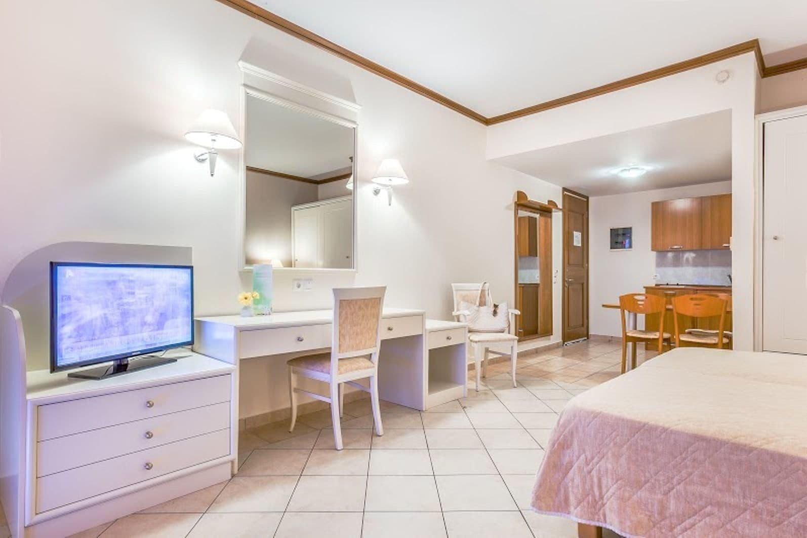 Kipriotis Aqualand 4*