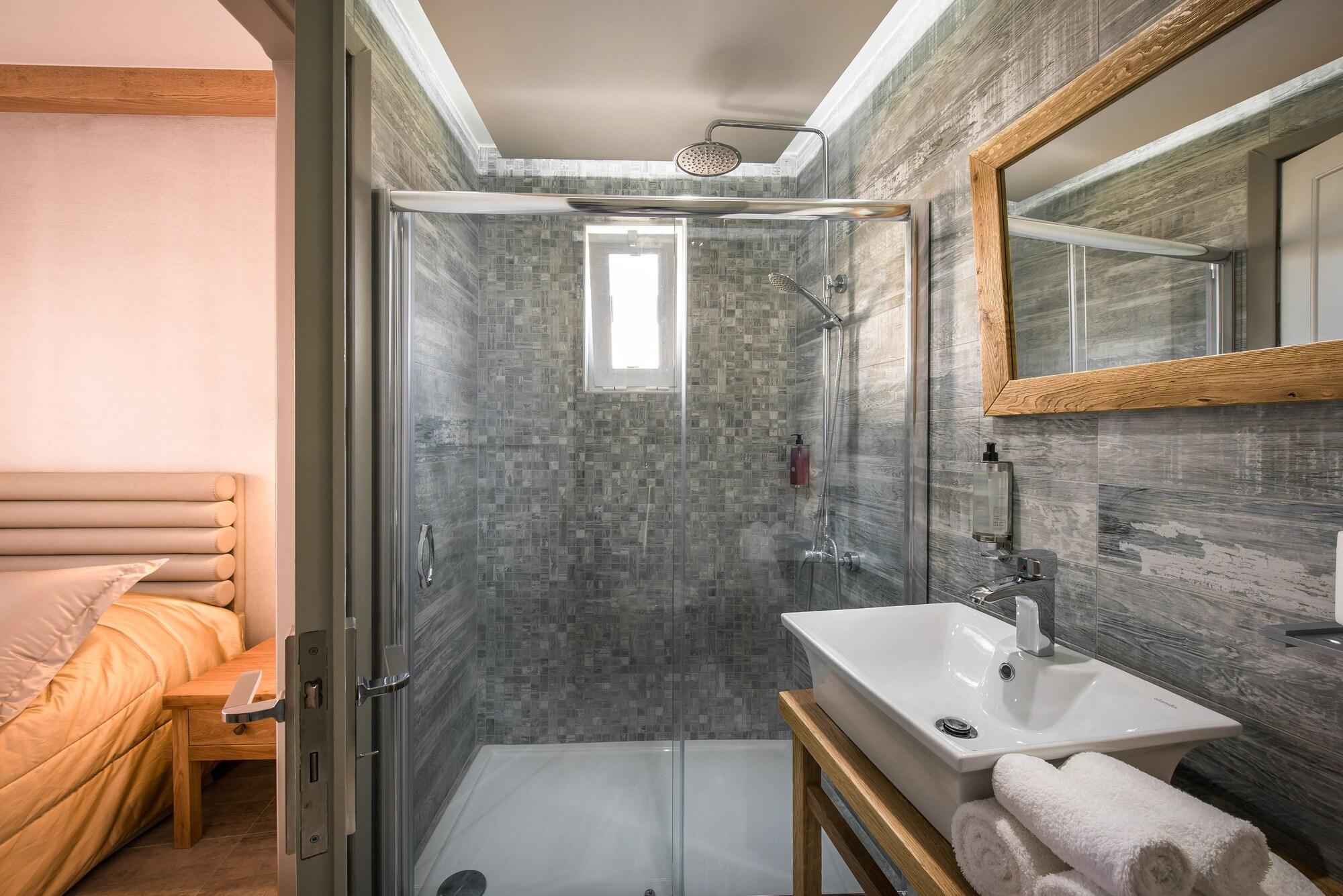 Hotel Omiros Boutique Hotel (Adults Only) 3*