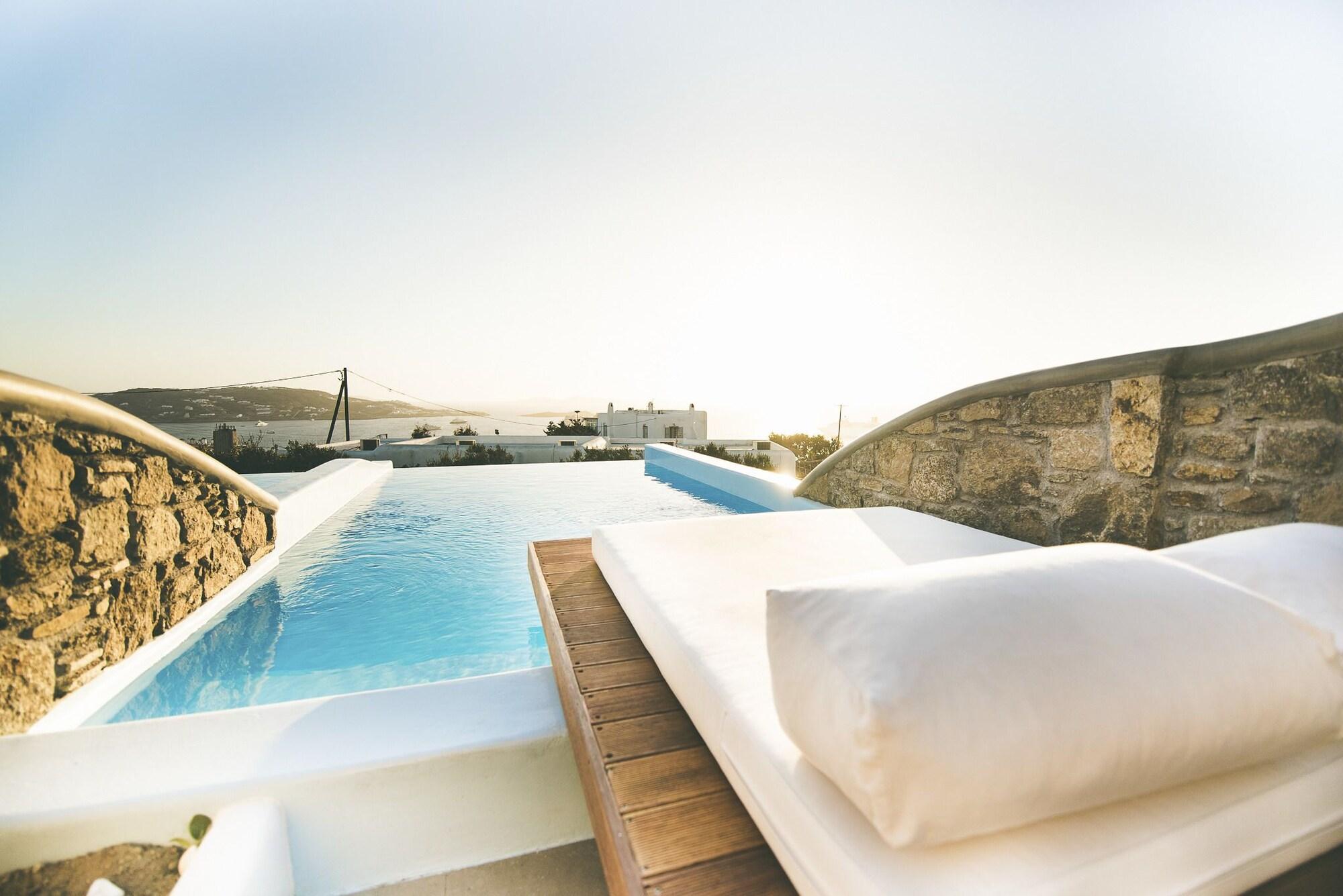 Adel Private 4* Mykonos Town