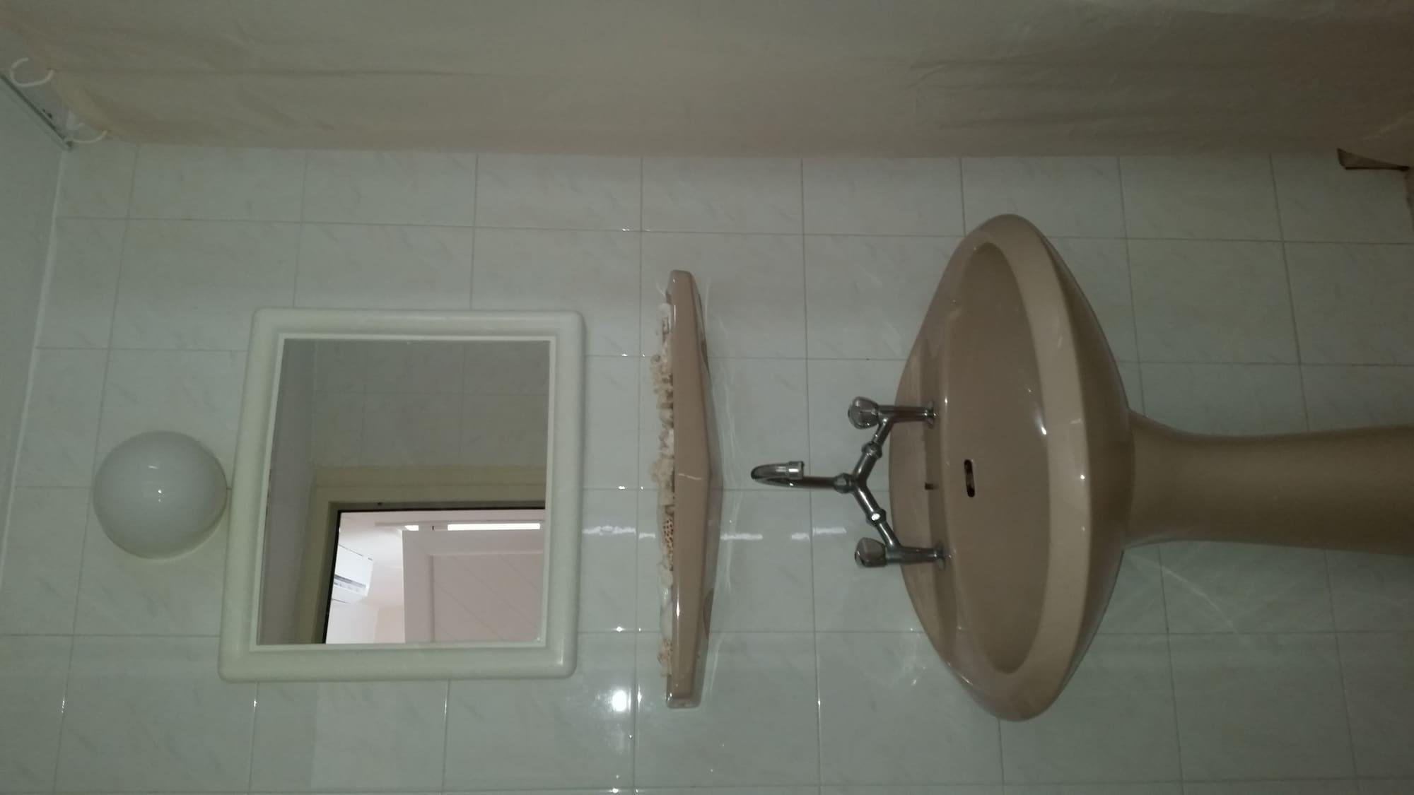 Emerald Hotel 3*