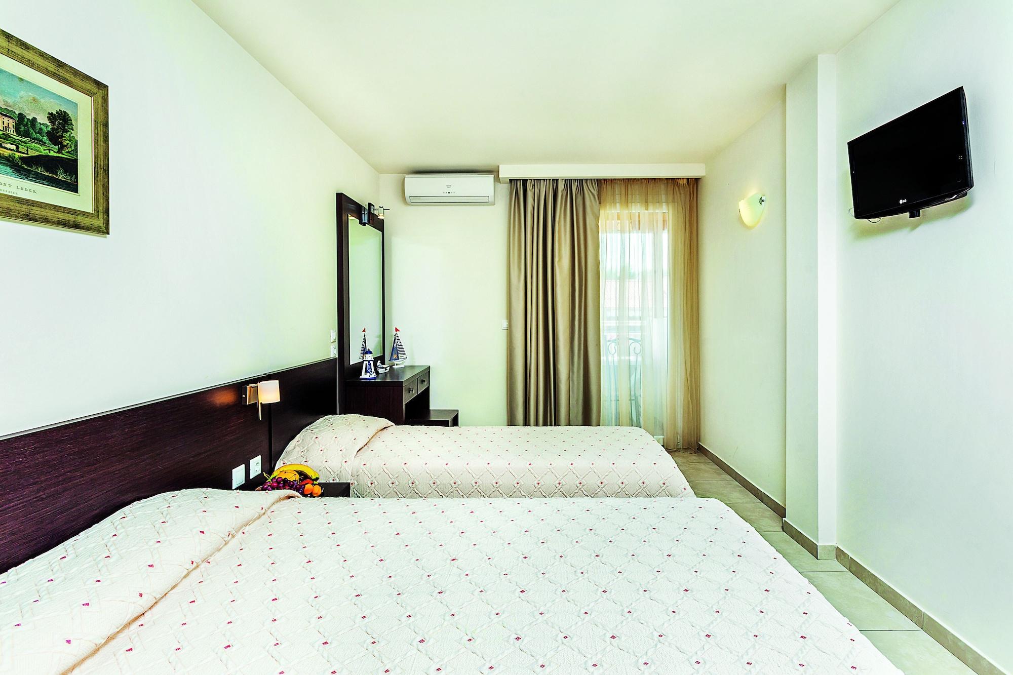 Elinotel Polis Hotel 3*