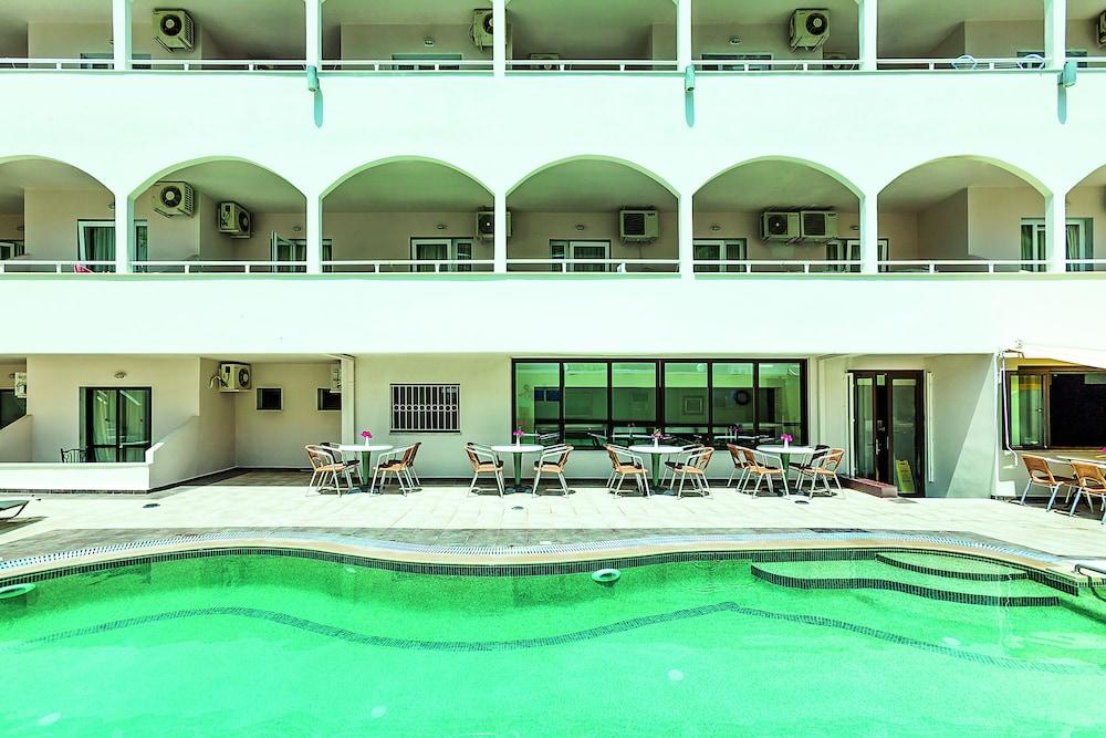 Hotel Elinotel Polis Hanioti
