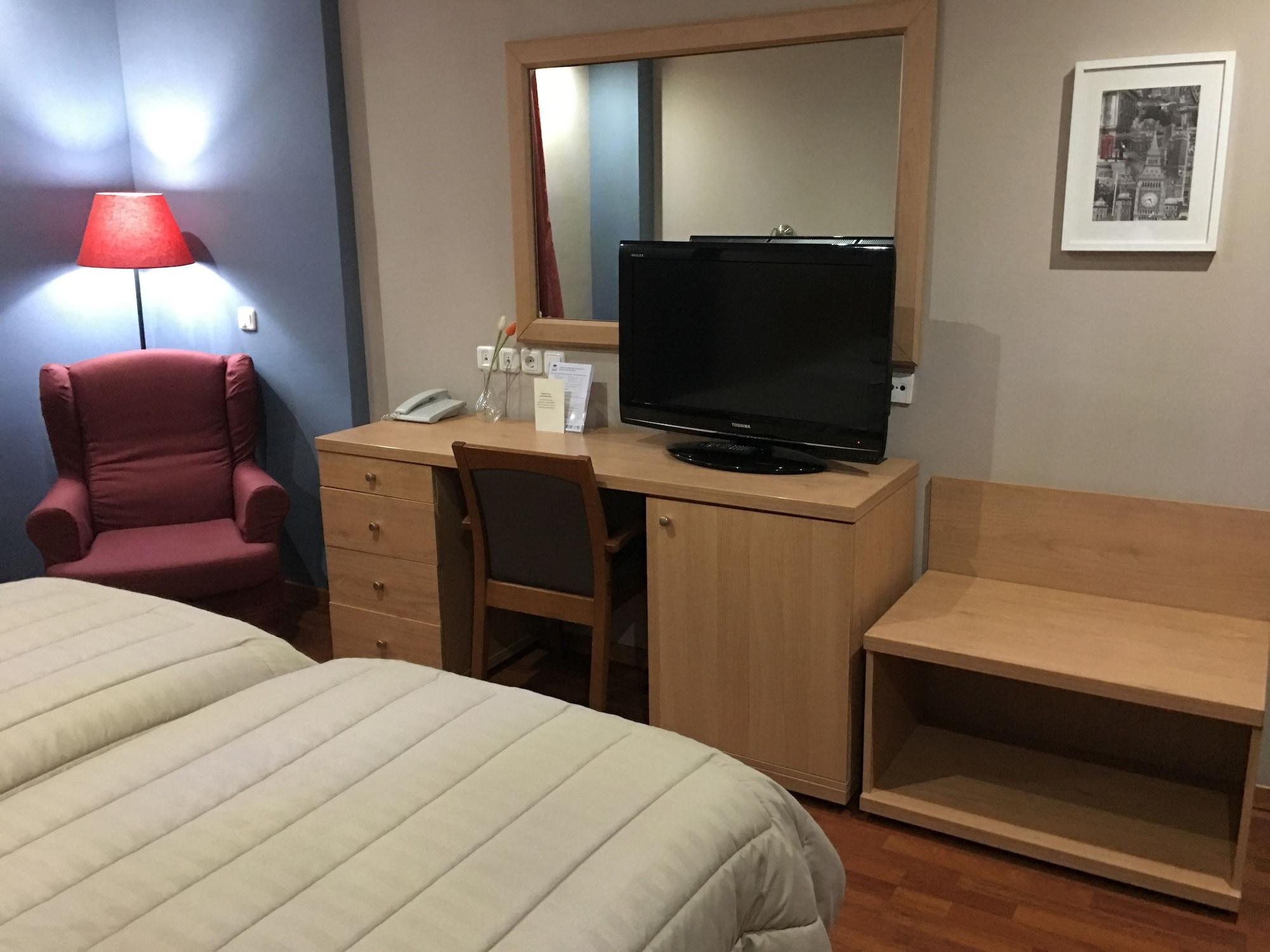 Hotel Athina Airport