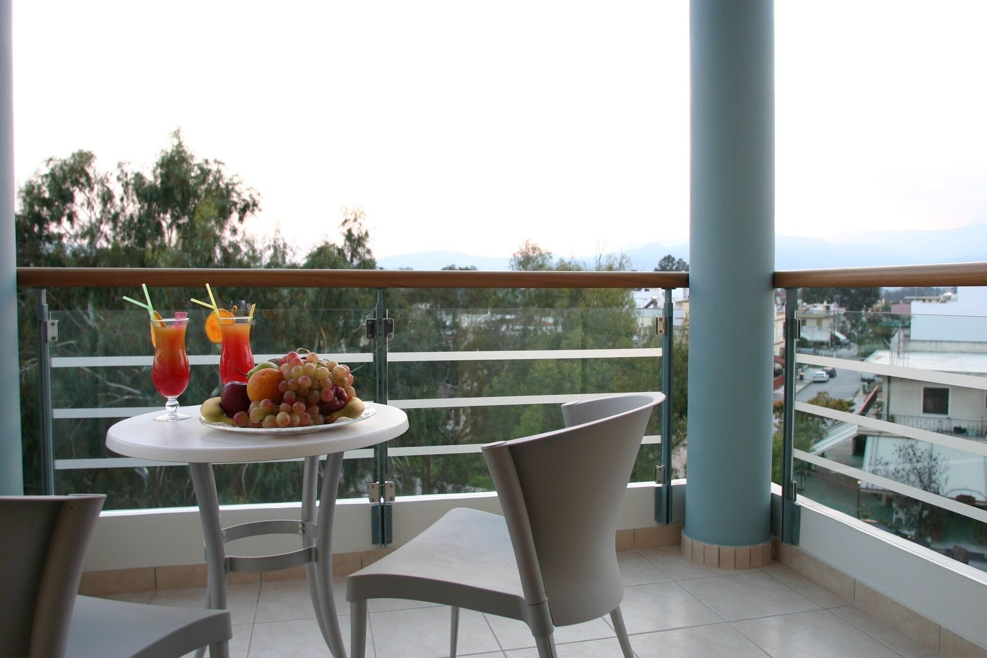Alexandros Boutique Hotel 3*