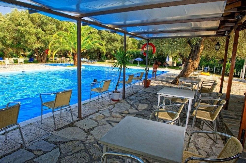 Thalero Holidays Center * Lygia (Lefkada)