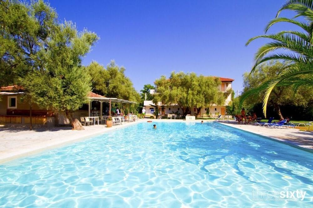 Thalero Holidays Center *
