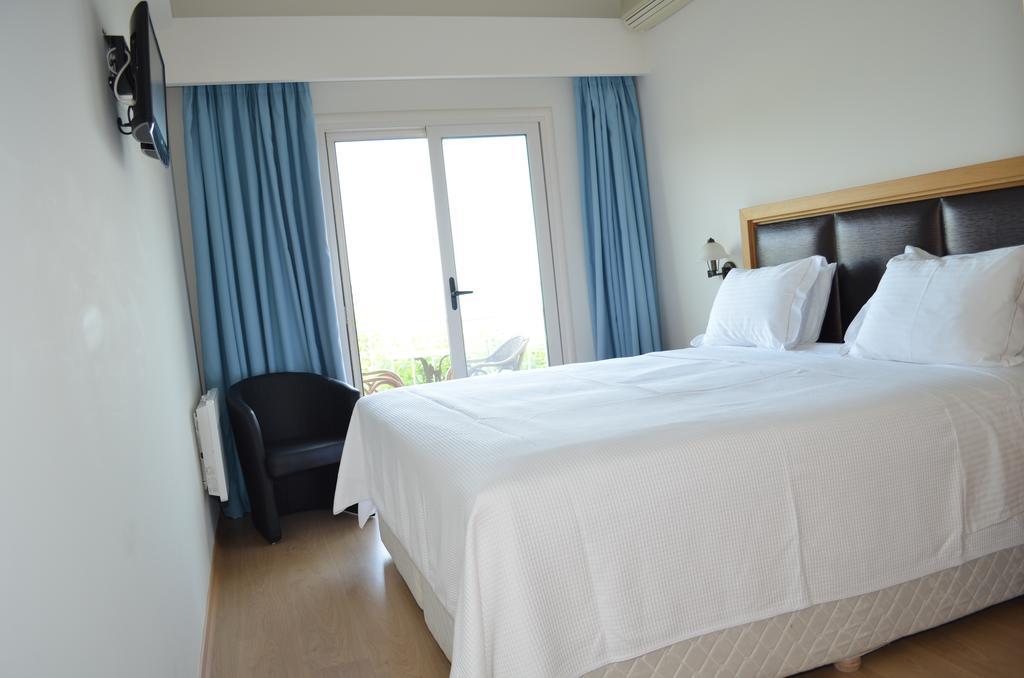 Bed & Breakfast Mouria & 3*
