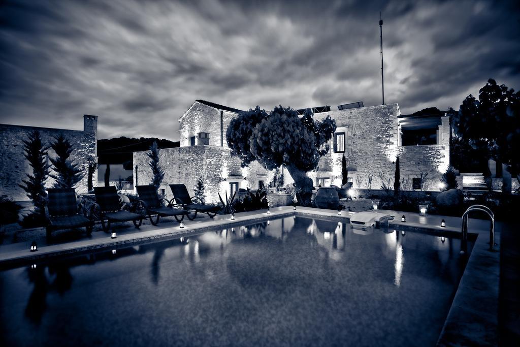 Hotel Arcus Suites Argiroupolis