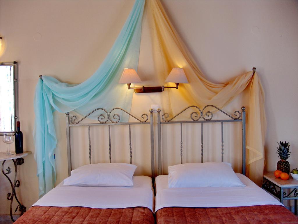 Irida By Estia Aparthotel *