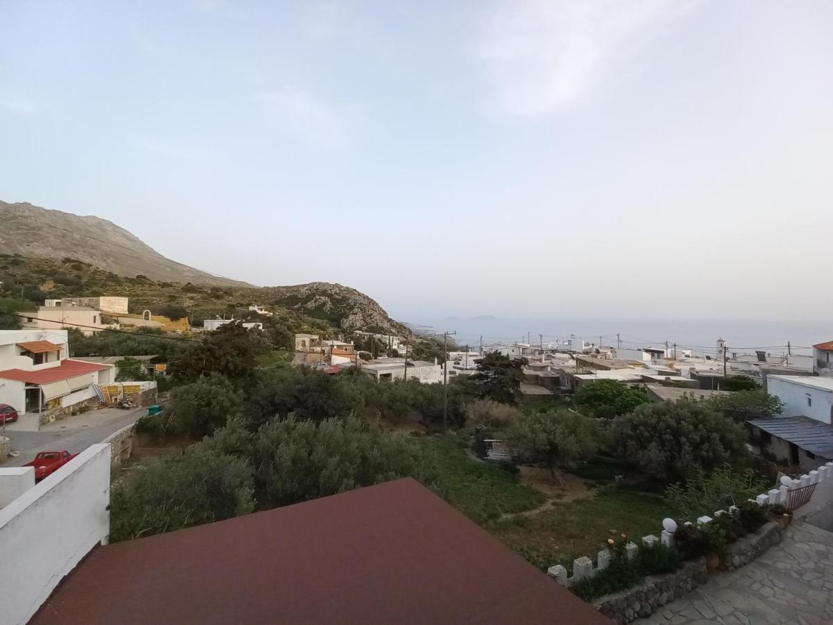 Castro Kerame Apartment *