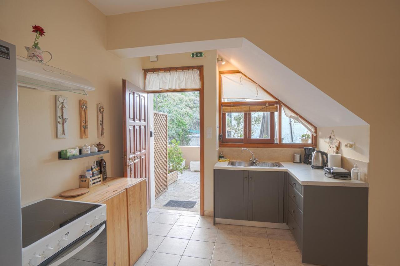 Apartment Avra
