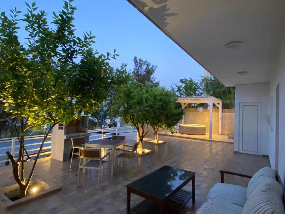 Holiday home Theros Luxury