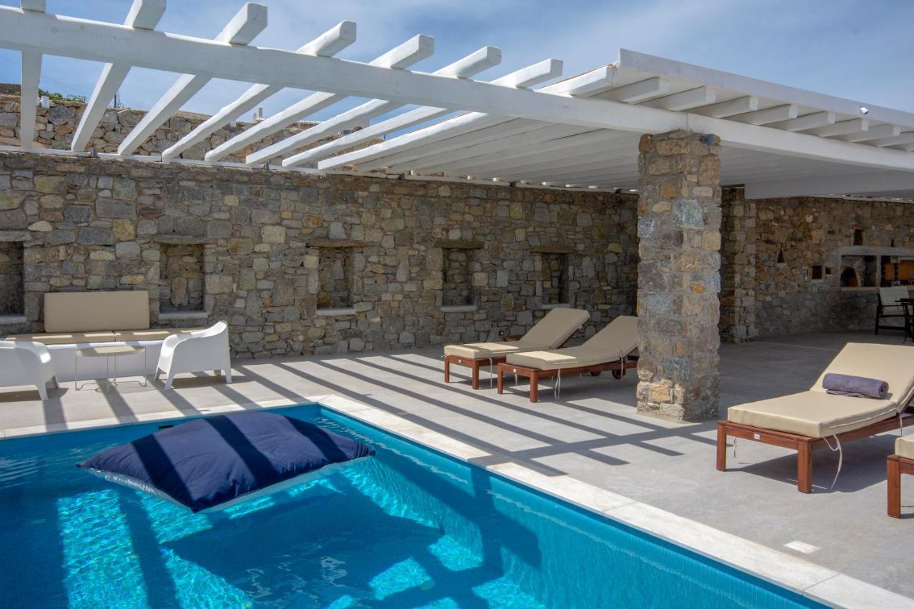 Artemis * Mykonos Town