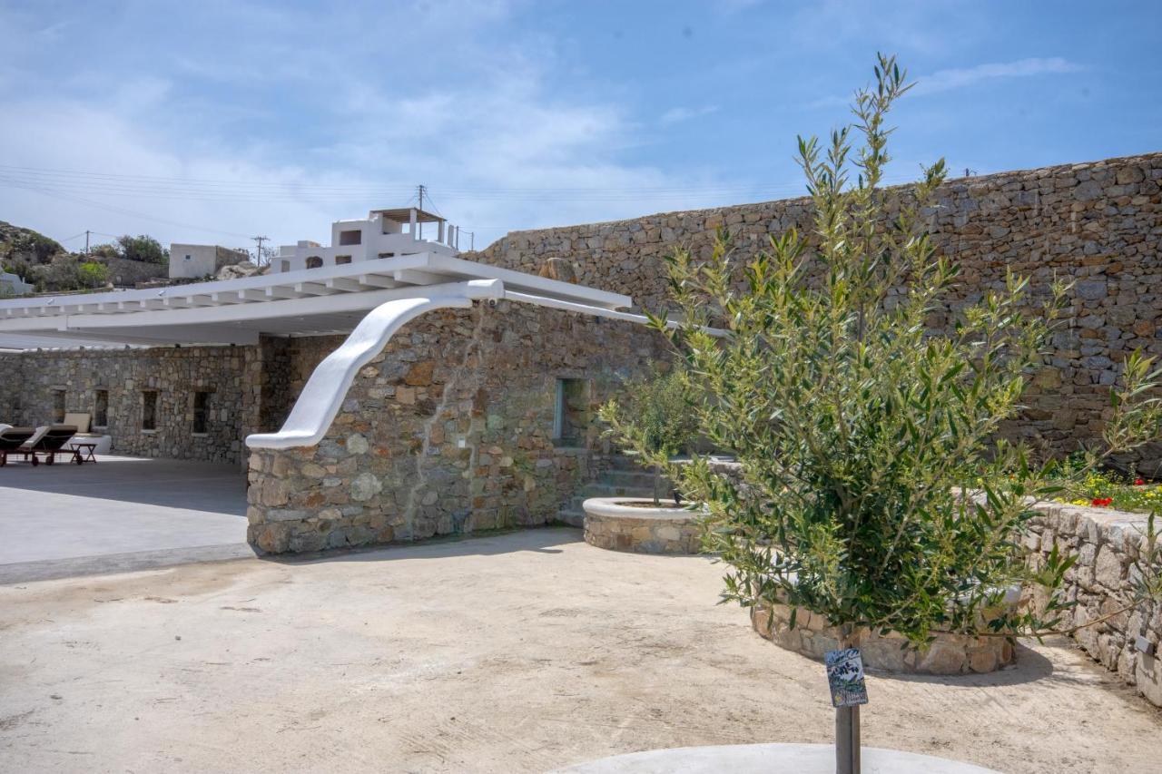 Artemis Villa *