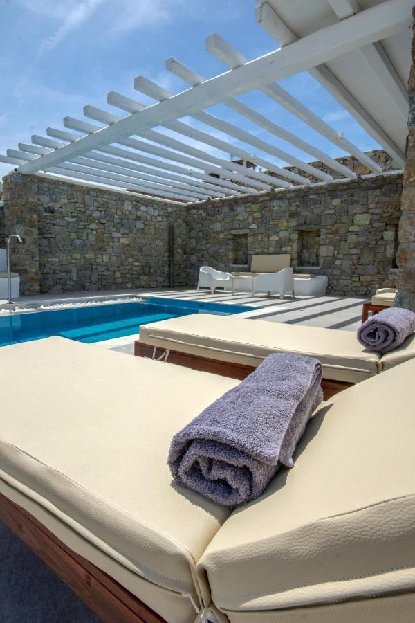 Artemis Villa
