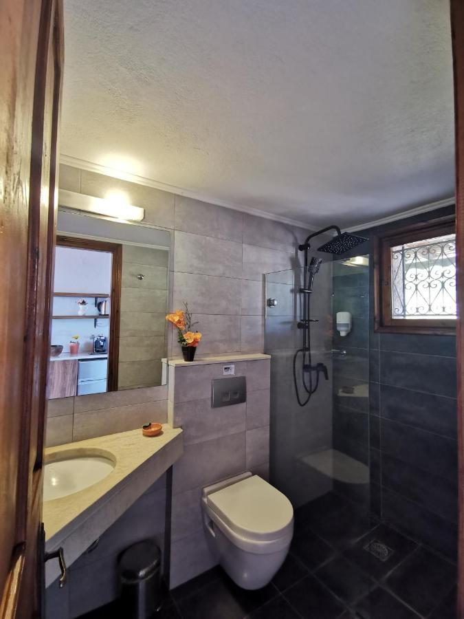 Terracotta Boutique Apartment