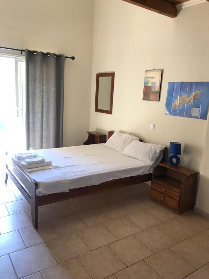 With Loft Raxes Ikaria #5 Apartment