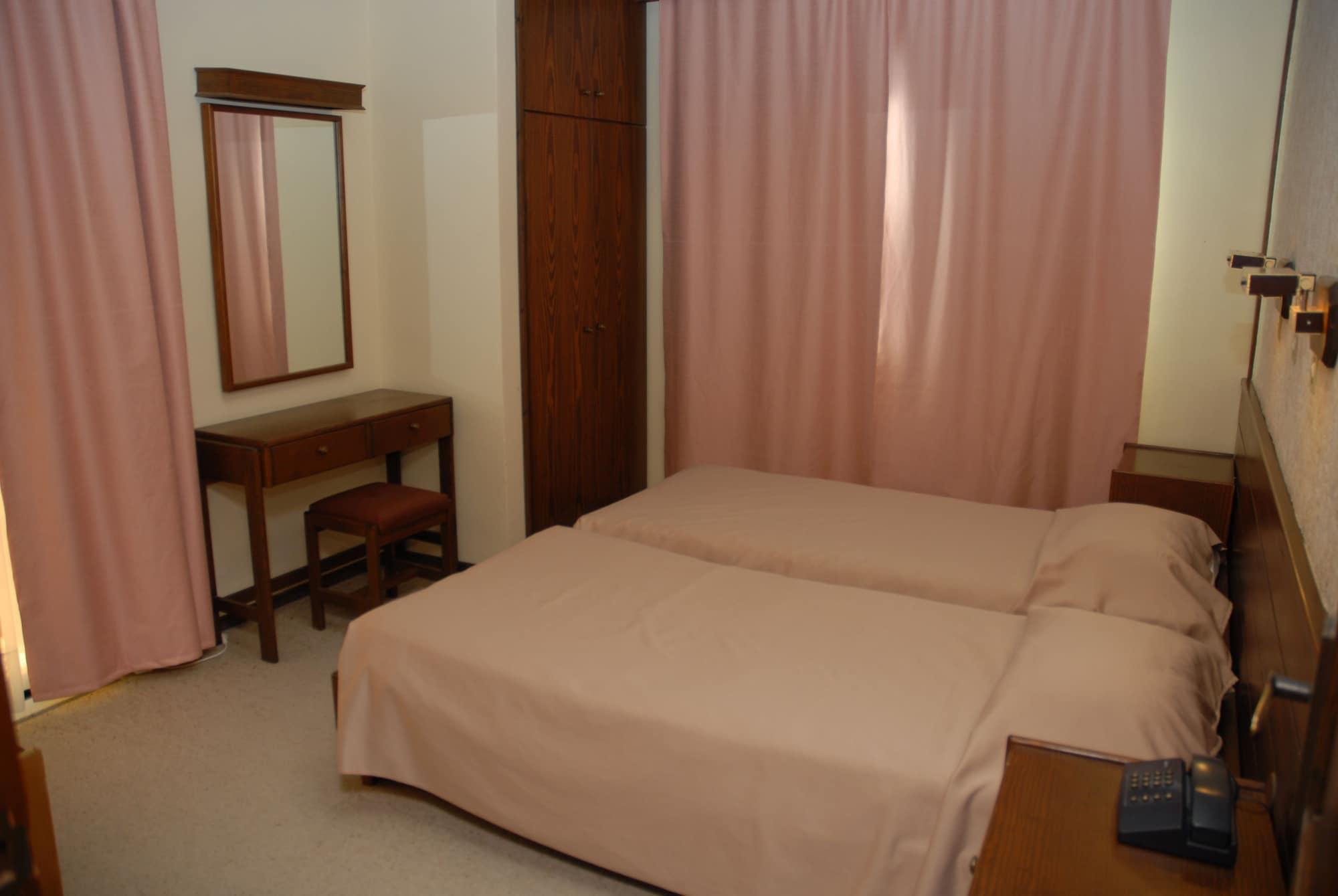 Niki Aparthotel