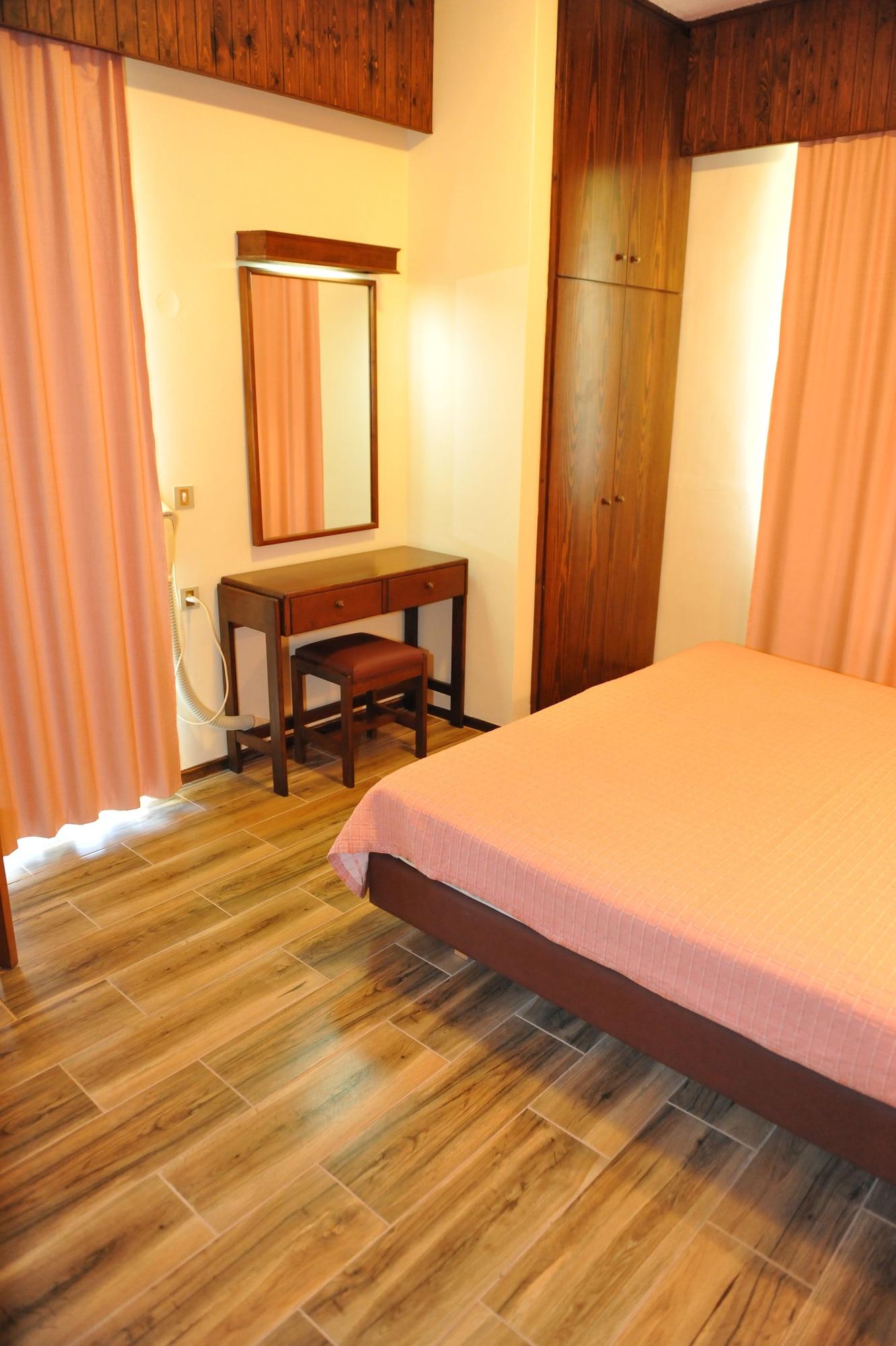 Aparthotel Niki 3*