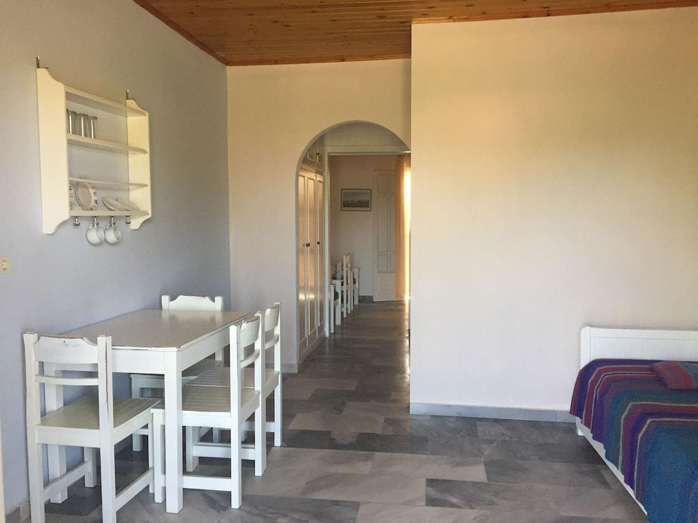 Ilena Hotel 2*