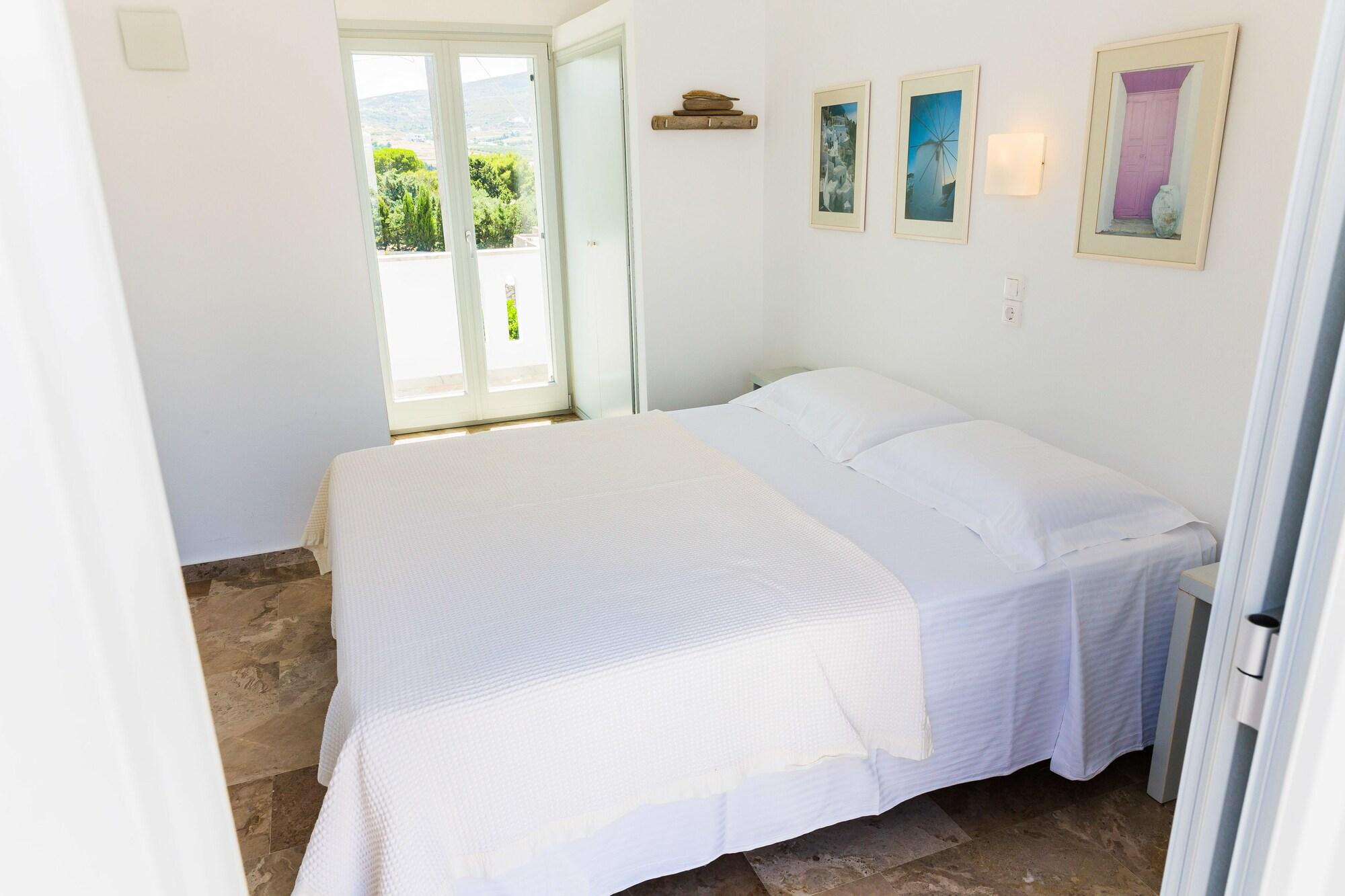 Roses Hotel Parikia (Paros)