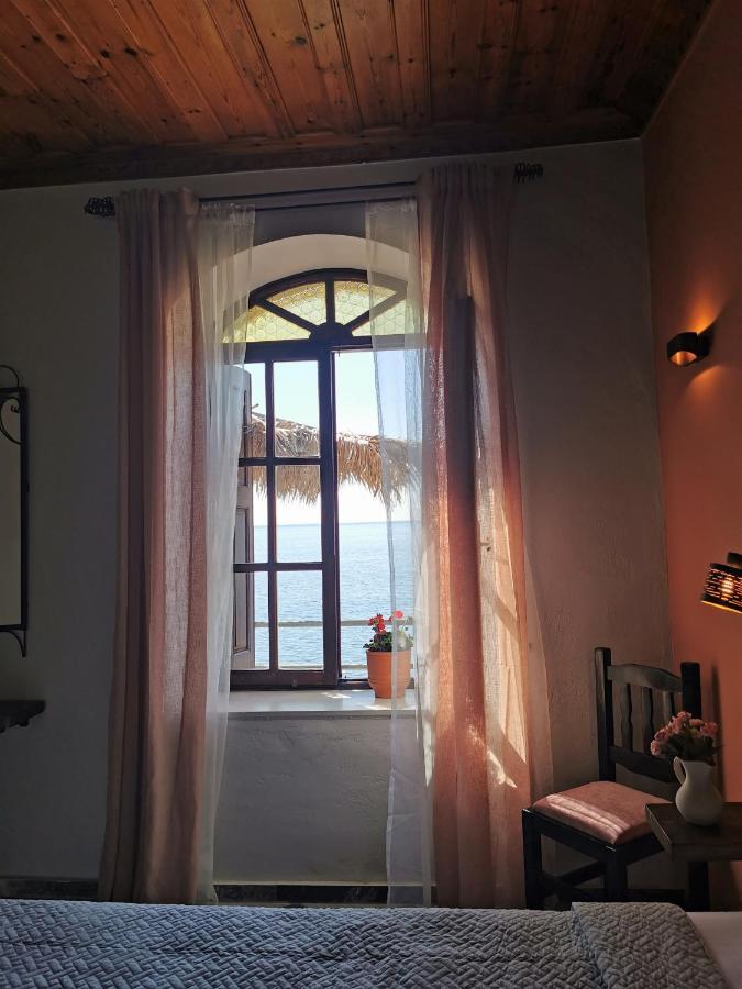Terracotta Boutique *