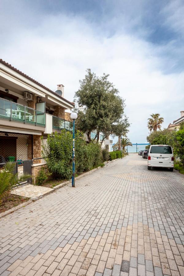 Apartment Sea Side Valentina