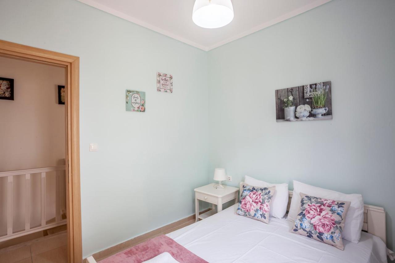 Sea Side Valentina Apartment Hanioti