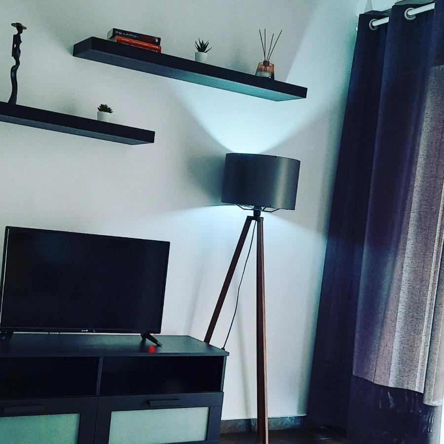 Glyfada Vacation Apt * Athens