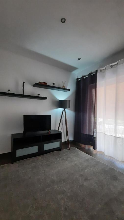 Glyfada Vacation Apt Apartment *