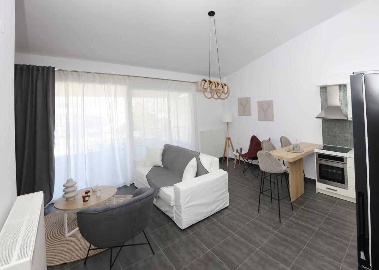 Sea View Apartment *