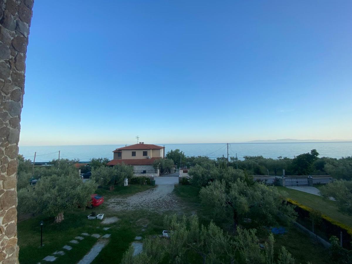 House Apartmens Mola Kalyva