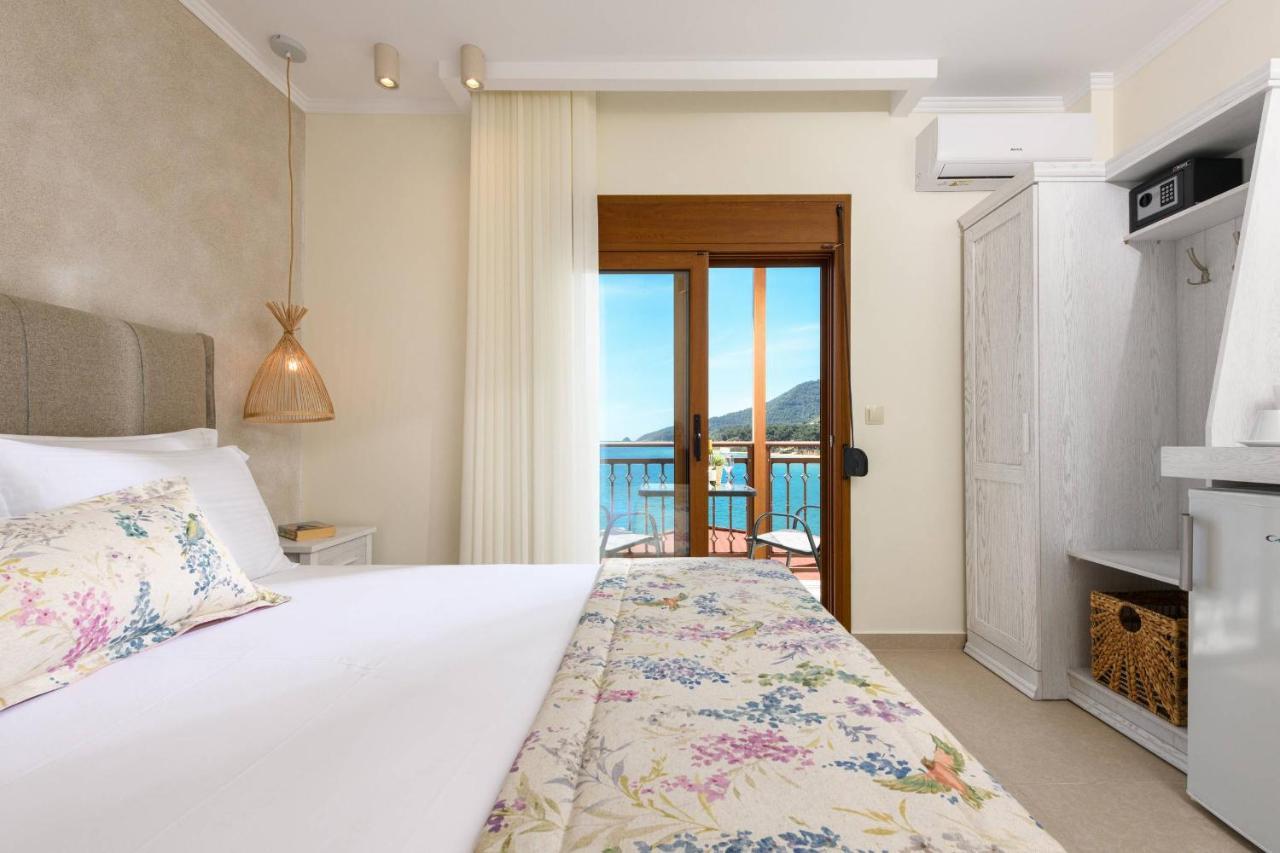 Bed & Breakfast Faros View Koinira