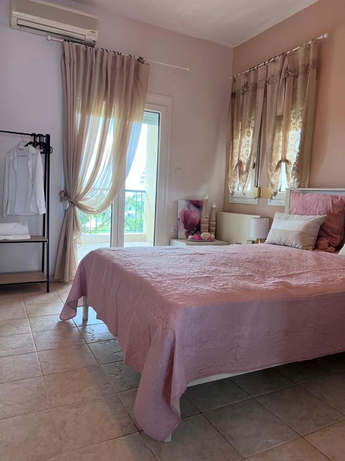 E L Urban Villa.