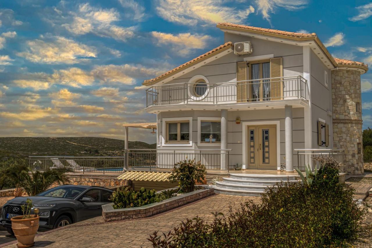 Villa Guesto With Private Pool
