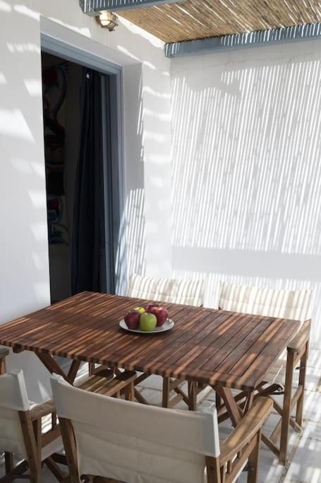 Beachfront 2br - Free Parking *