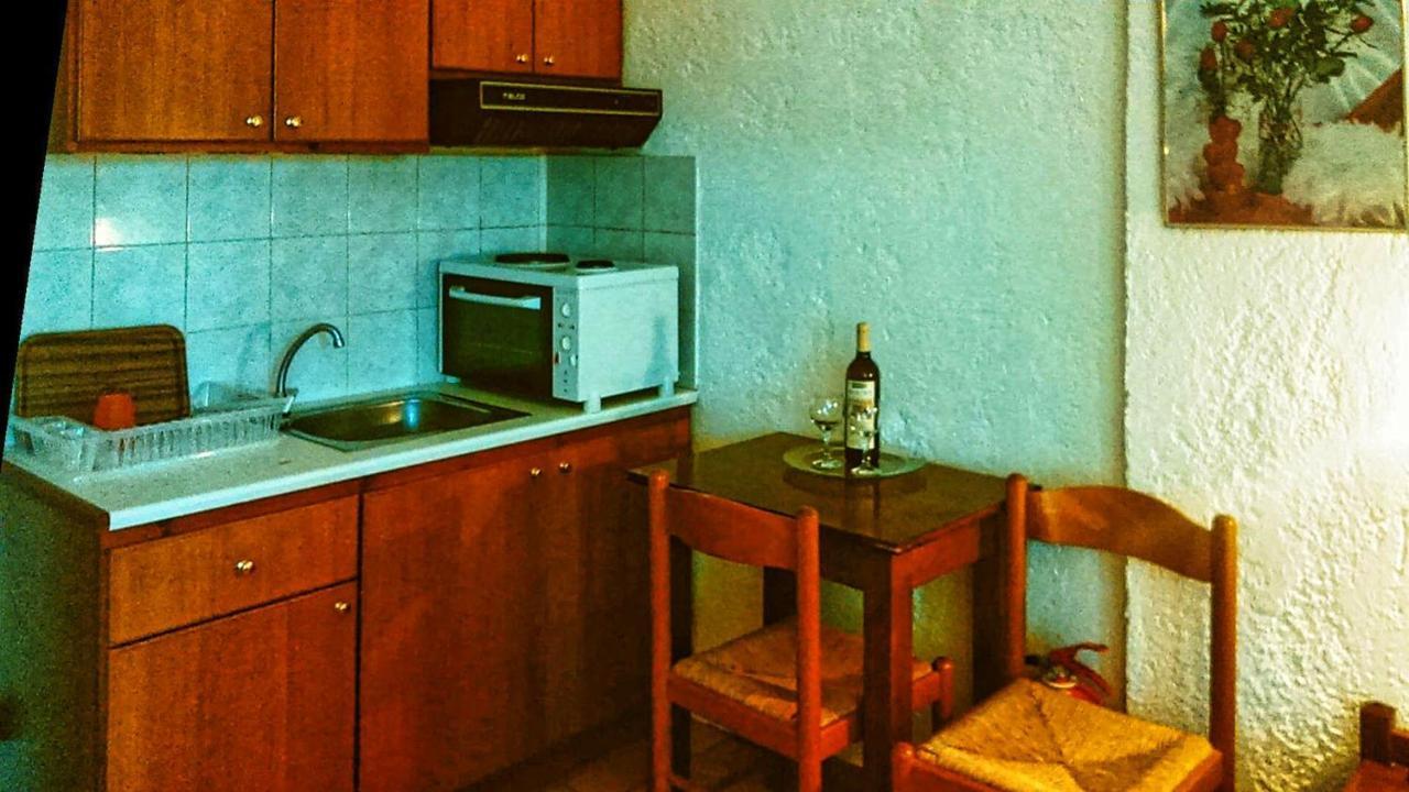 Hotel Fotula Agia Pelagia (Crete)