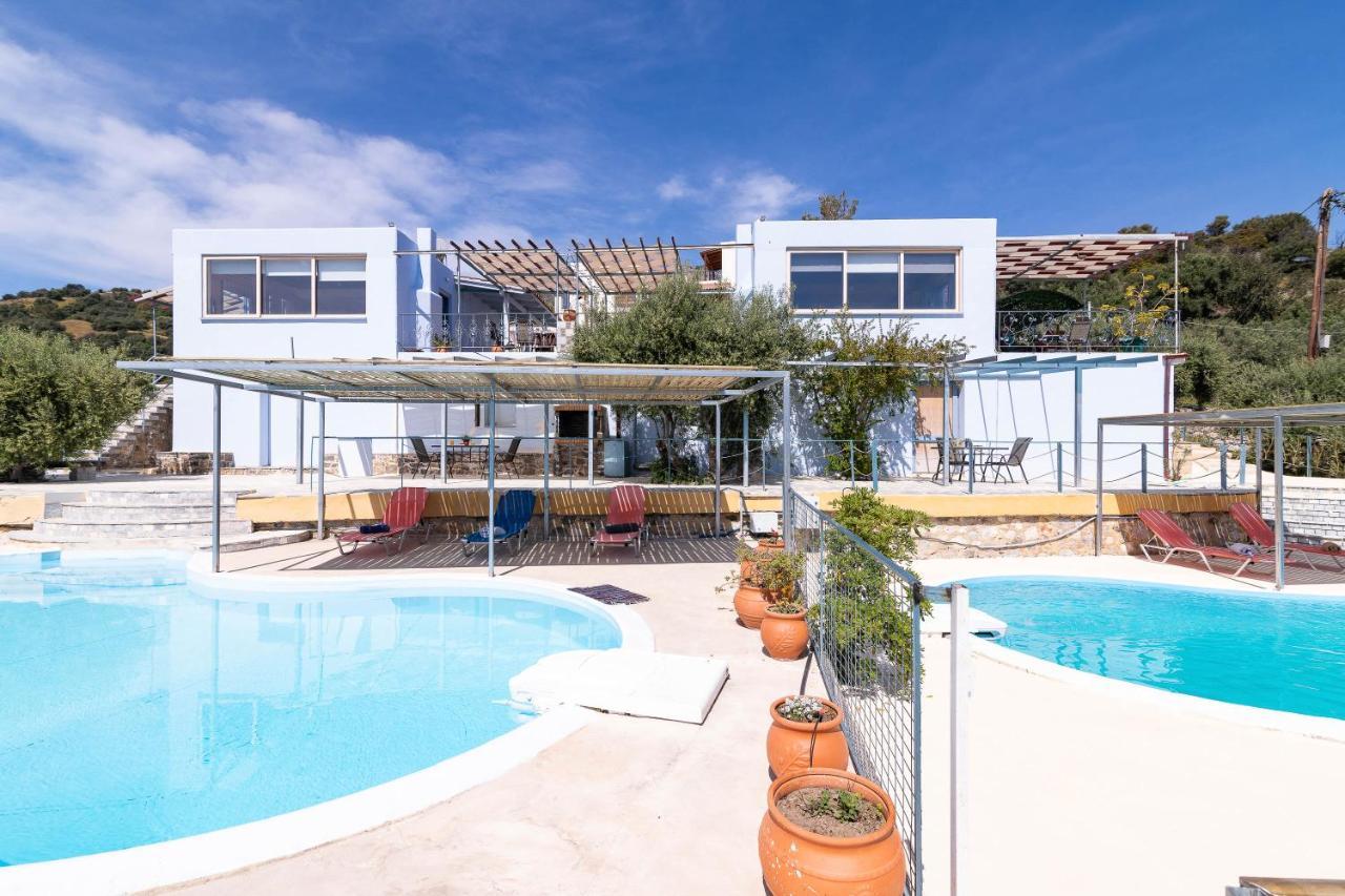 Sarakinas Residences