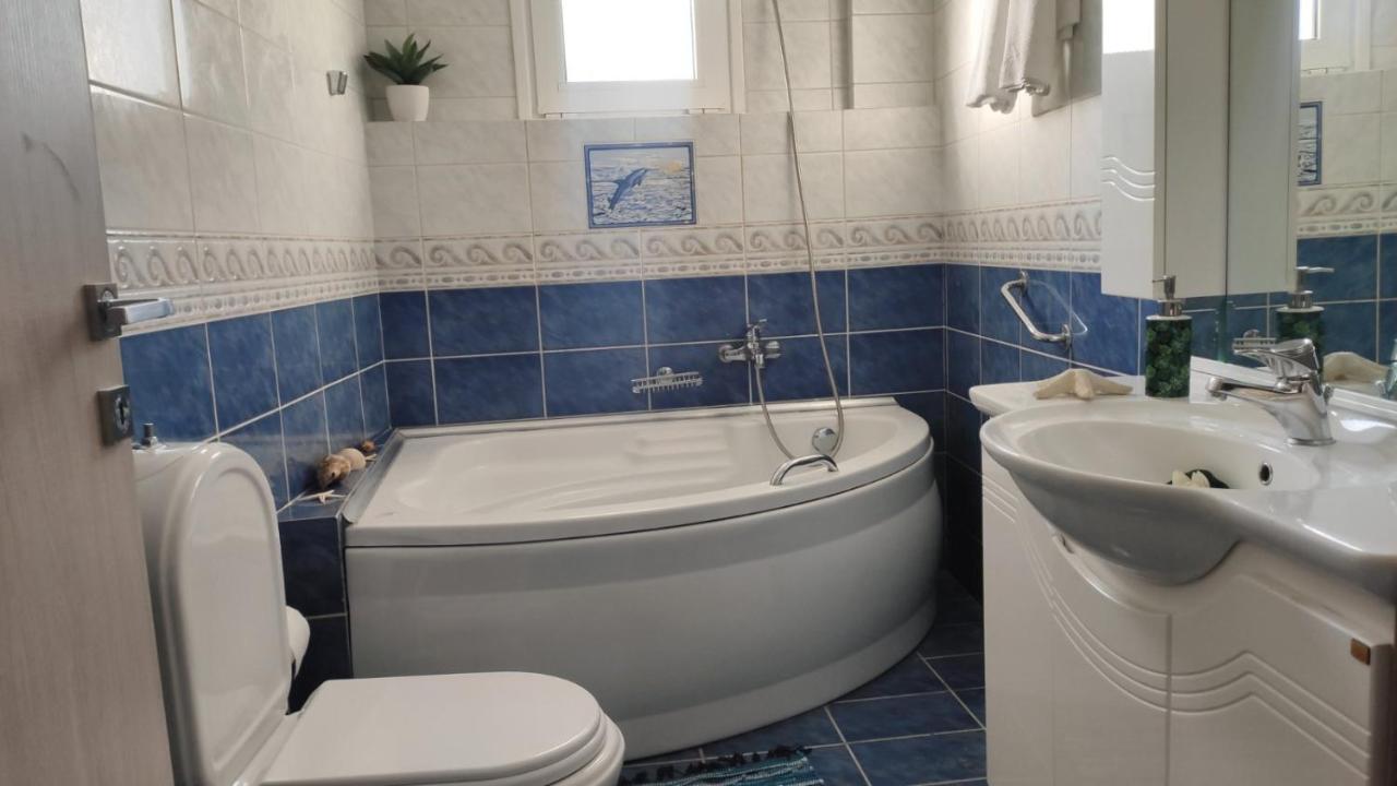 Blue Paradise Apartment Achlia