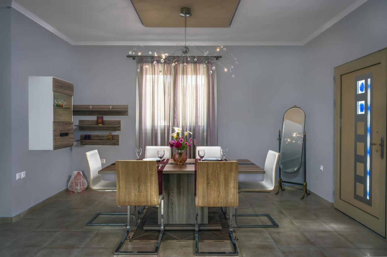 Guesto With Private Pool * Anafonitria