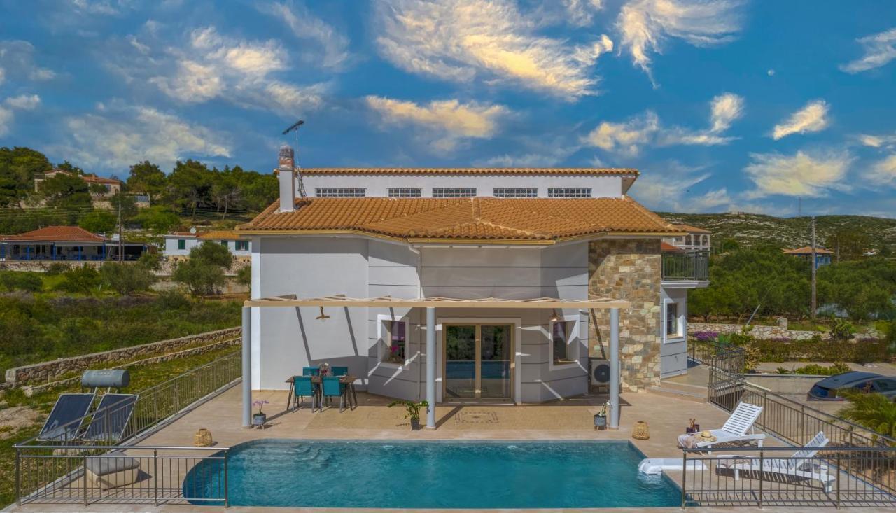 Guesto With Private Pool Anafonitria