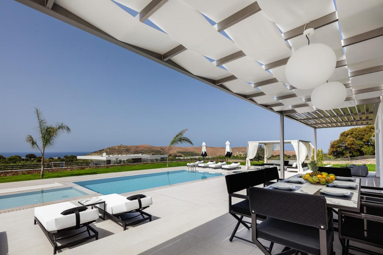 Alma Villa, 2000m2 Luxury Living, By Thinkvilla *