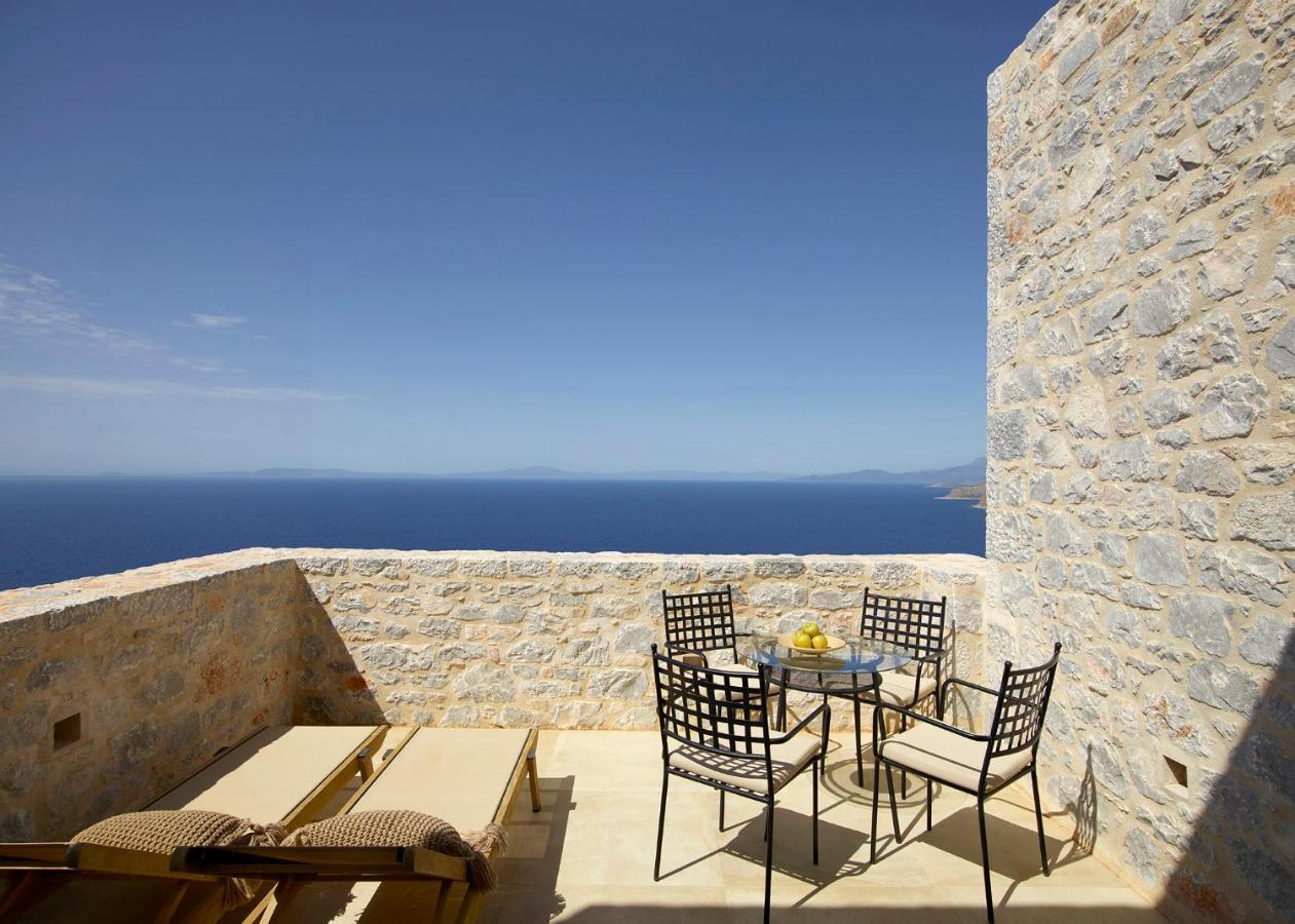Aria Estate & Hotel