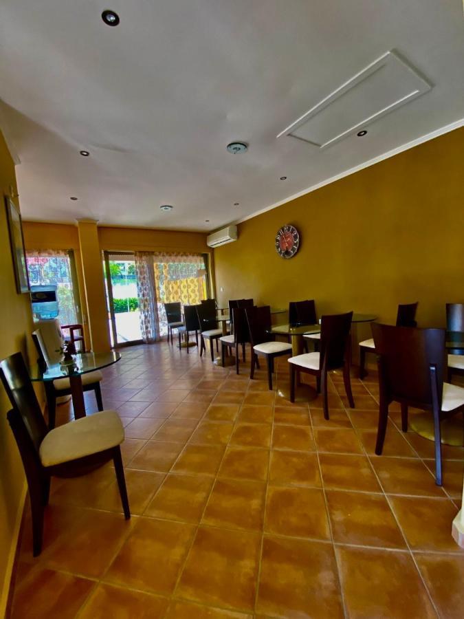 Riviera Hotel Poros (Kefalonia)